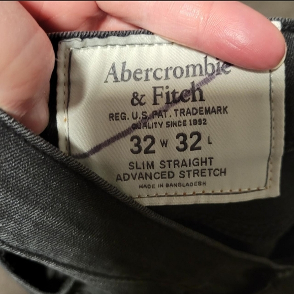 Men's Abercrombie & Fitch Jeans - Picture 2 of 2